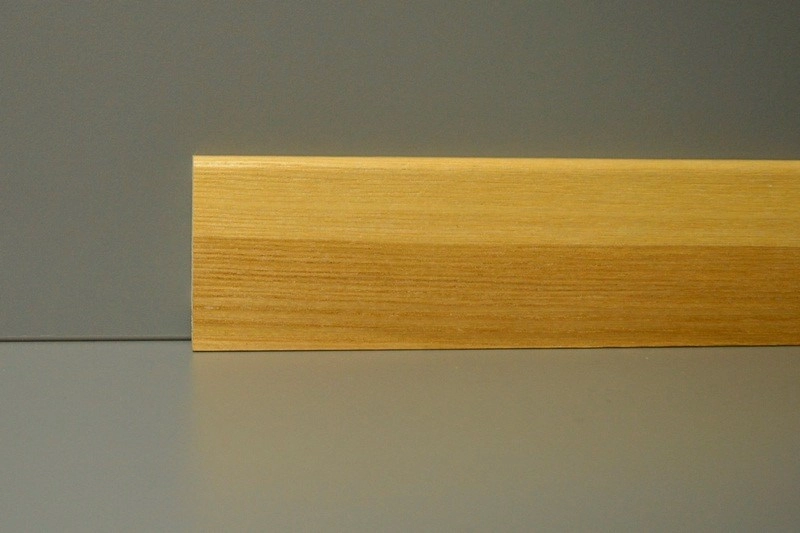 Listwa przypodłogowa fornirowana lakierowana CP58 (240 cm x 5,8 cm x 1,6 cm) jesion ciemny