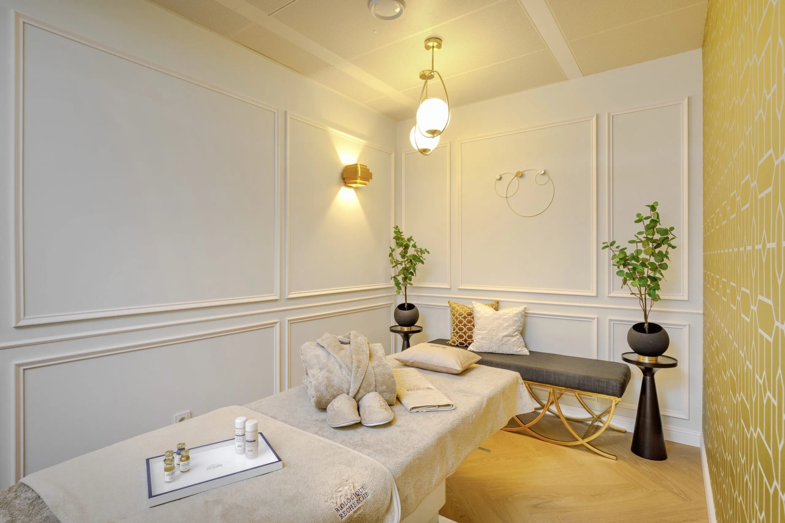 Klasyczne ramki ścienne Mardom Decor MD003 + MD318 – zestaw listew dekoracyjnych